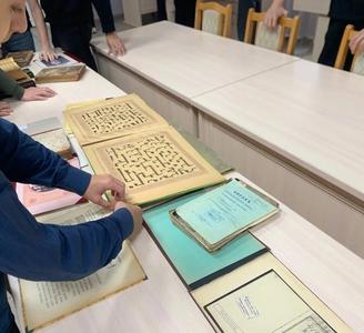 Экскурсия в Национальную библиотеку в День учителя
